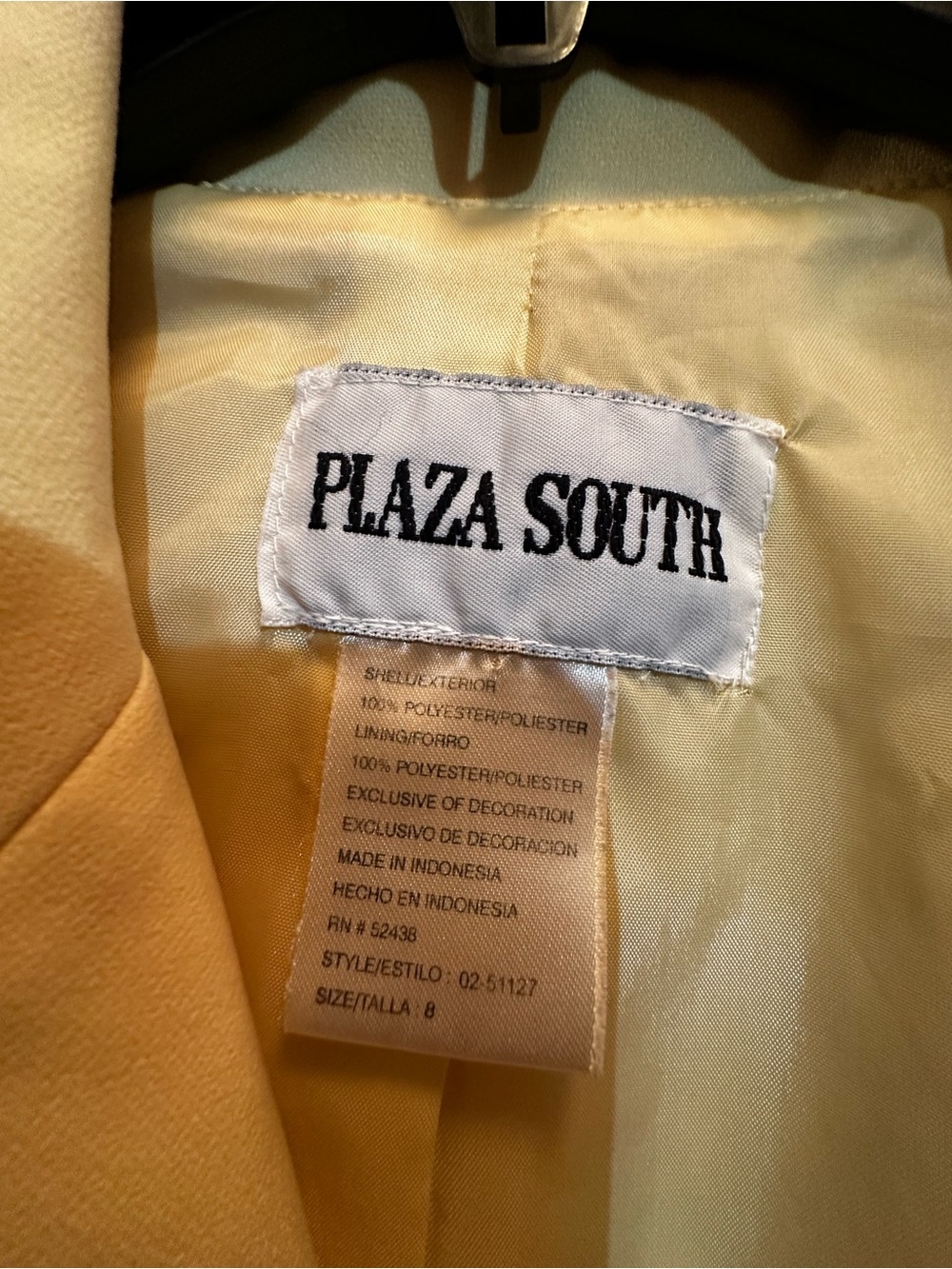 Blazer - Picture 3 of 3